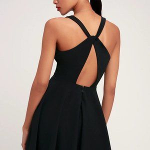 Lulus Wonder Whirl Black Twist Back Skater Dress Size Large